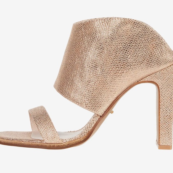 42 Gold Heels - Picture 2 of 5